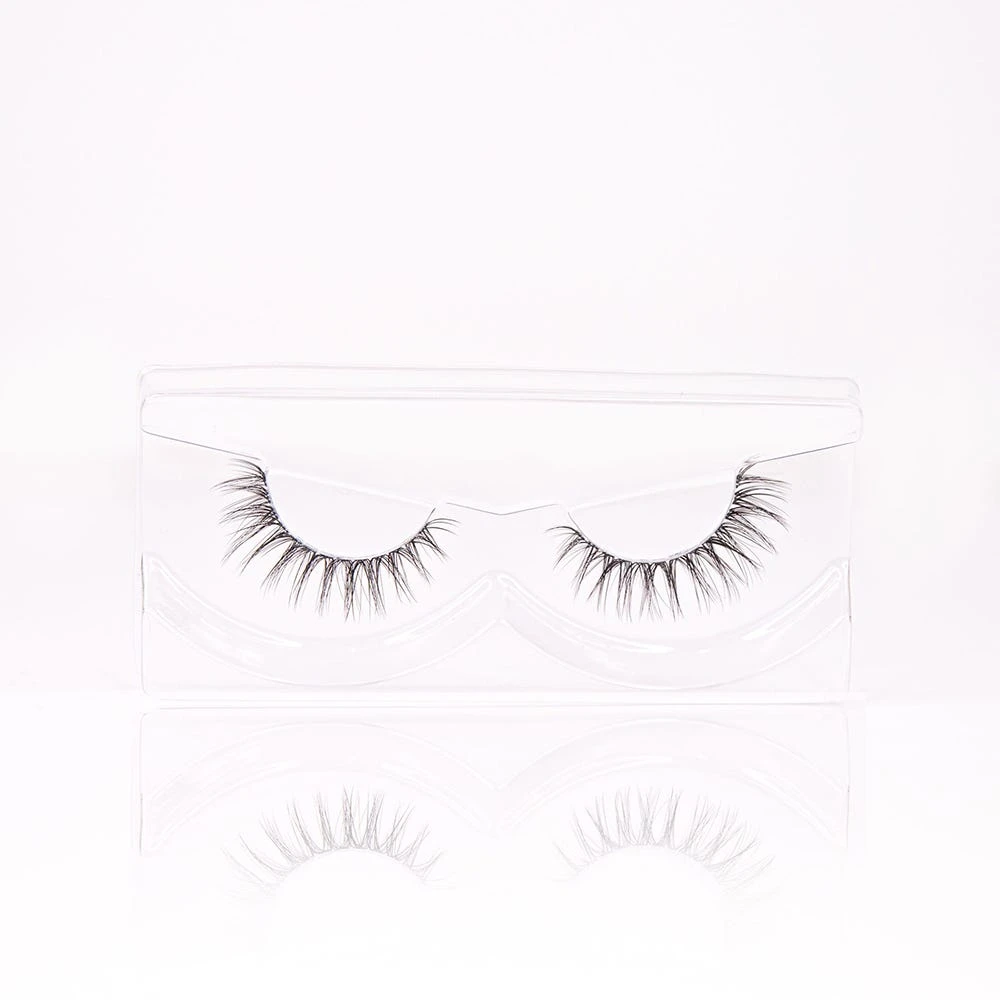 NICLAY By Florian Ferino Wimpernkranz Look 4 4 NICLAY By Florian Ferino Wimpernkranz Look 4 – Bild 4