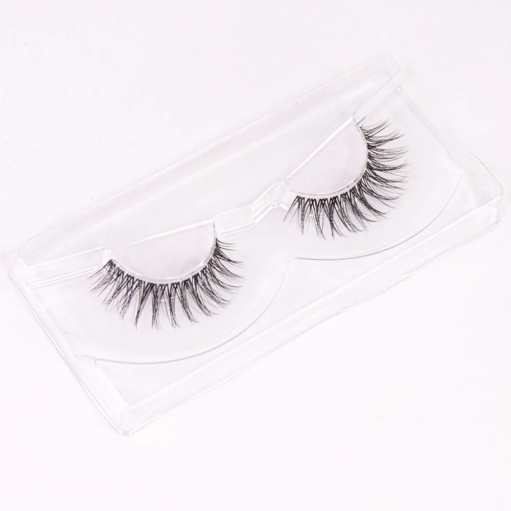 NICLAY By Florian Ferino Wimpernkranz Look 4 5 NICLAY By Florian Ferino Wimpernkranz Look 4 – Bild 5